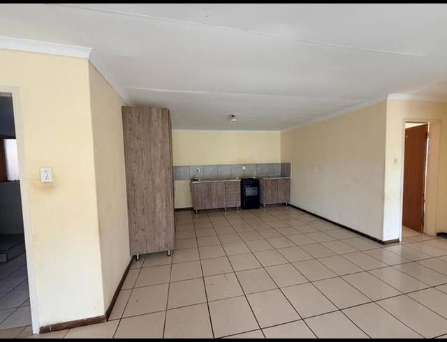 2 BEDROOM PROPERTY TO RENT IN LAUDIUM